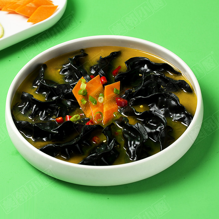 金湯墨魚餃子