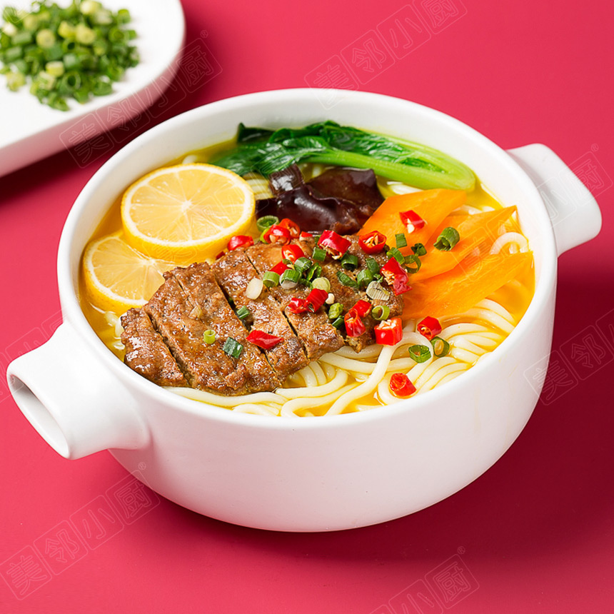 金湯豬排米粉