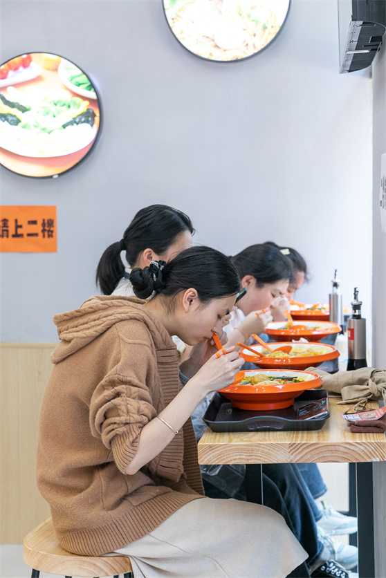 餐飲行業(yè)形式復雜，為什么餐飲店卻越開越多？
